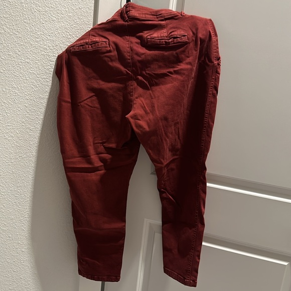 High rise skinny jeans with center leg seam and double buttons - Picture 4 of 4